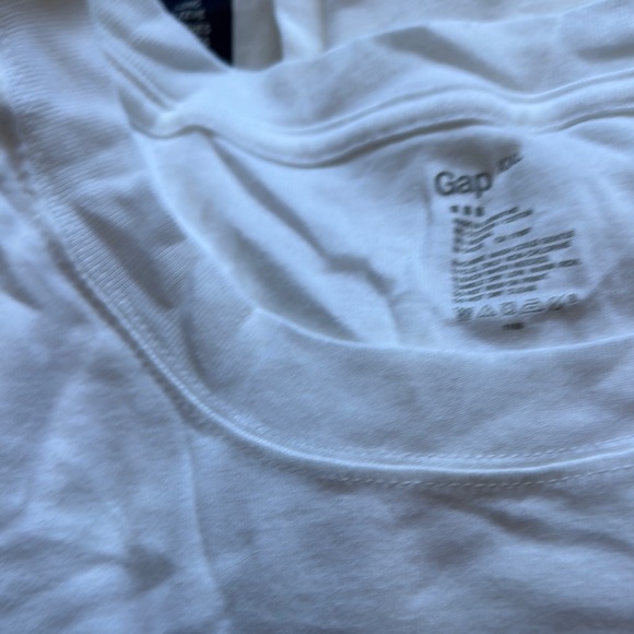 Bundle of NWT White GAP Long Sleeve Shirts - Picture 6 of 11